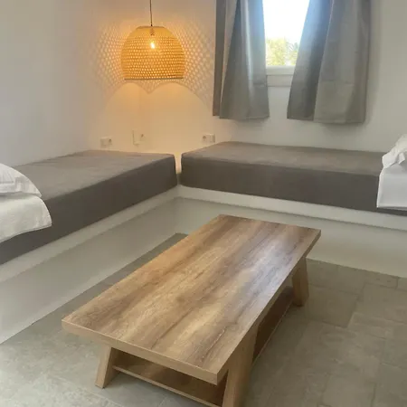 Stone Whisper Aparthotel *