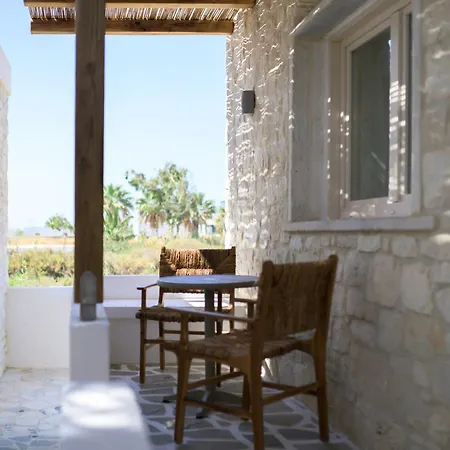 Stone Whisper 3* Naxos City